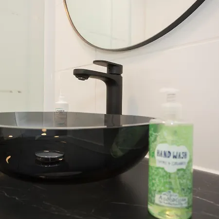 Welcome In - 'heideblick', Met Terras En Dichtbij De Skipistes 빈터베르크